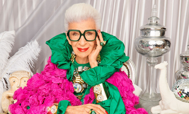 Iris Apfel: To fashion icon έγινε 102 ετών!