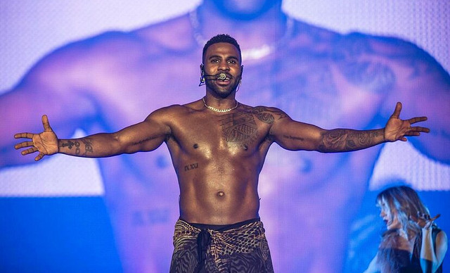 Και όμως ο Jason Derulo είναι στην Πέγεια – Η πριβέ συναυλία που έφερε πανικό (Exclusive Videos)