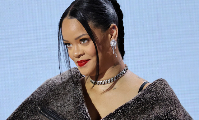 Rihanna: Η λεπτομέρεια στο lip look της που μπορείς να αντιγράψεις