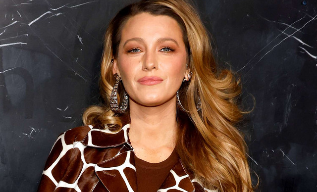 Blake Lively: Αποκάλυψε το beauty μυστικό της για σαρκώδη χείλη