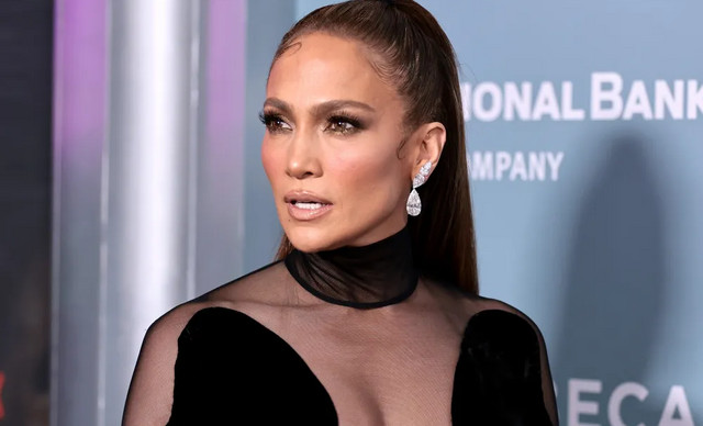 J-Lo: Έτσι σκοπεύει να περάσει τα πρώτα της Χριστούγεννα μετά τον χωρισμό