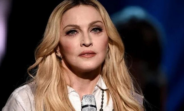 Η Madonna μιλάει για την υιοθεσία των διδύμων κοριτσιών της και συγκινεί