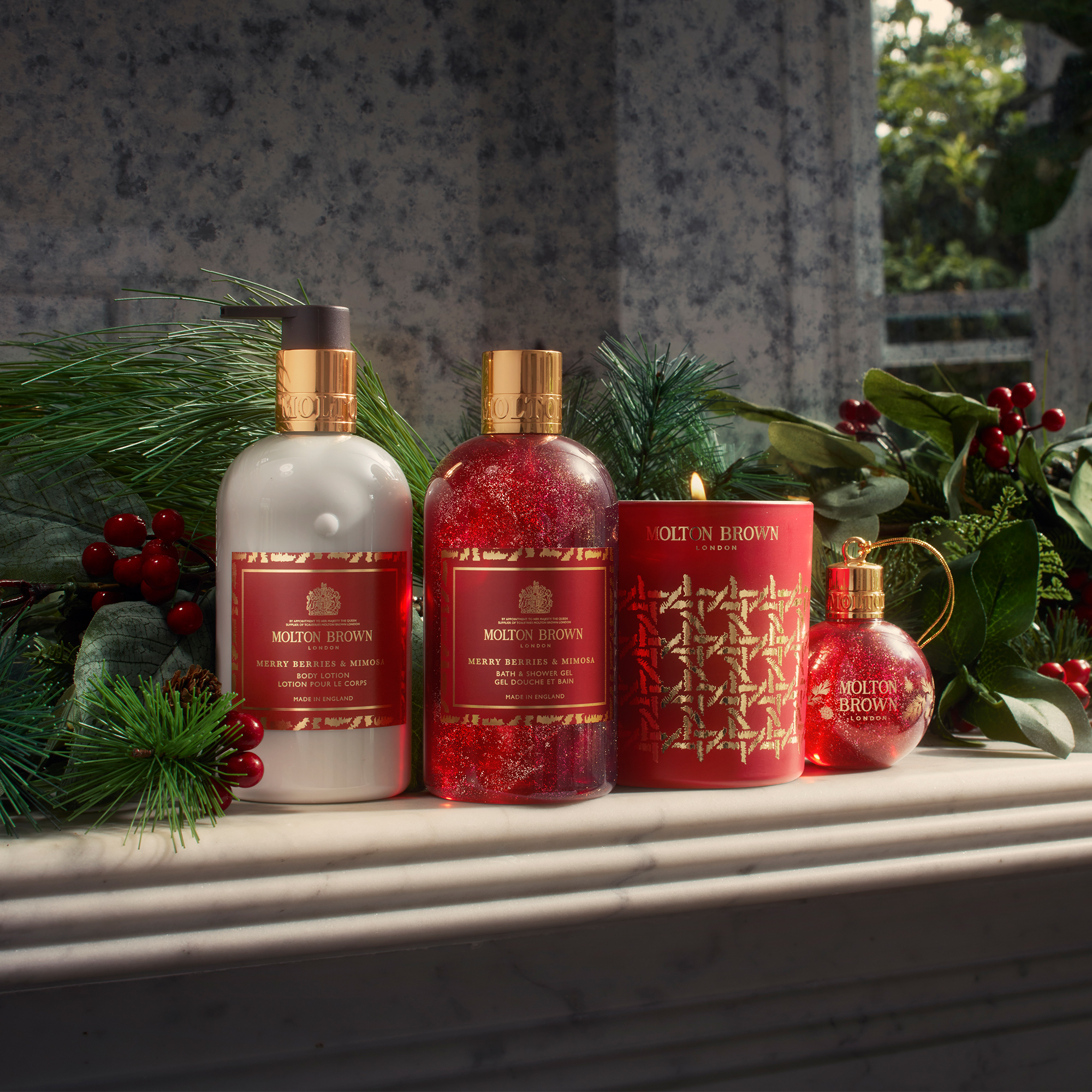 Molton Brown  με μια νέα συλλογή Festive Limited Edition, Merry Berries & Mimosa