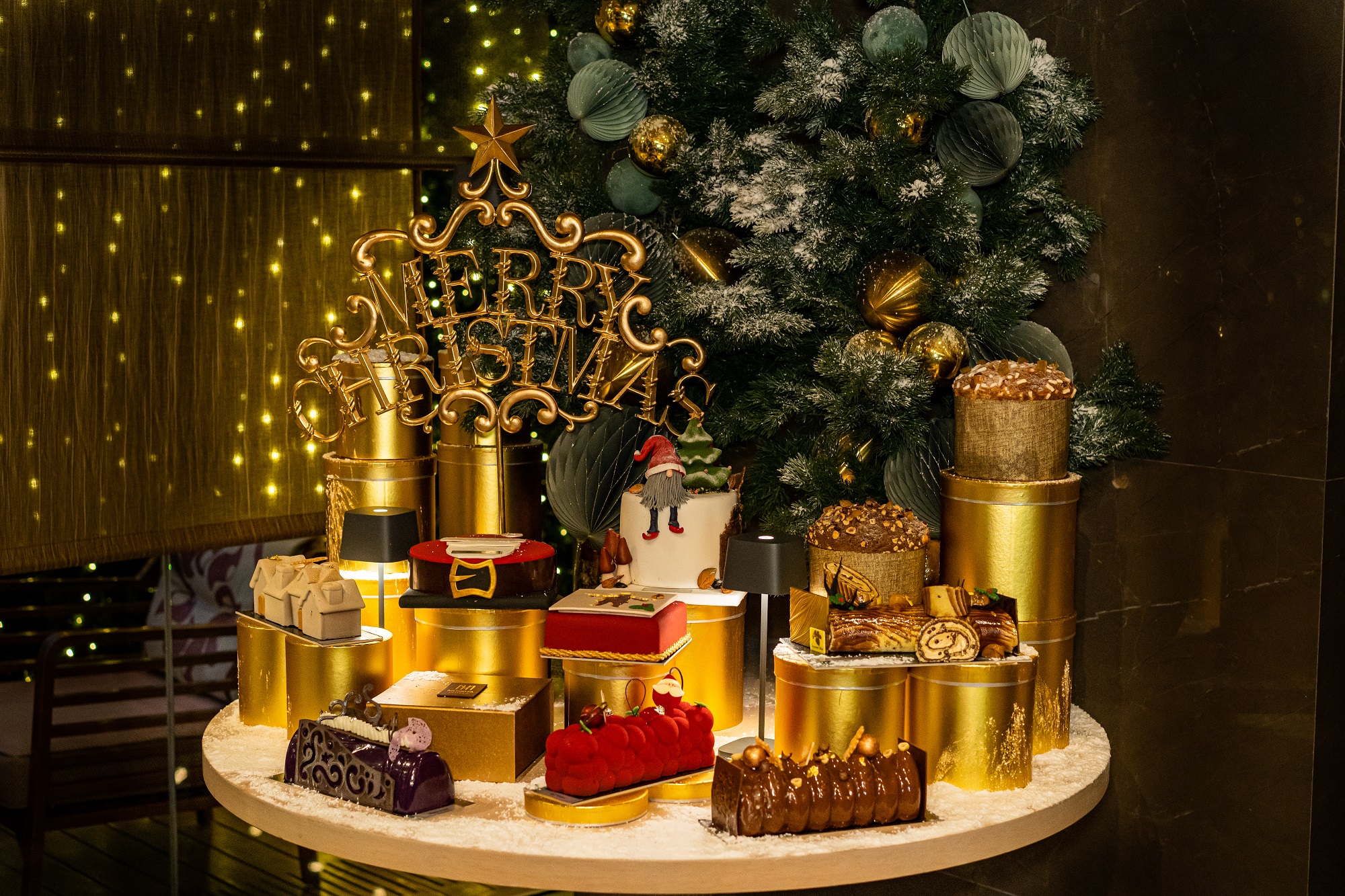 <strong>Festive Afternoon Tea:Μια ξεχωριστή ιεροτελεστία στο Colors Café του FourSeasons</strong>