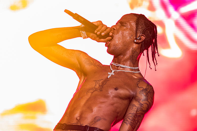 Travis Scott: Τραγούδησε για 20 λεπτά στην Μύκονο και πήρε αμοιβή 500.000 ευρώ