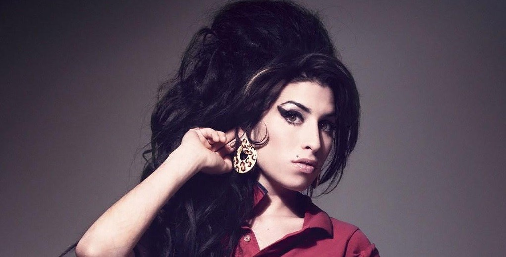 Amy Winehouse: Αποκαλύφθηκε χειρόγραφο σημείωμα της με τους στόχους της πριν πεθάνει