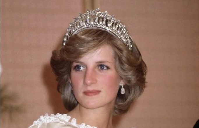 Princess Diana: Αυτό είναι τo μυστικό εφεδρικό νυφικό της