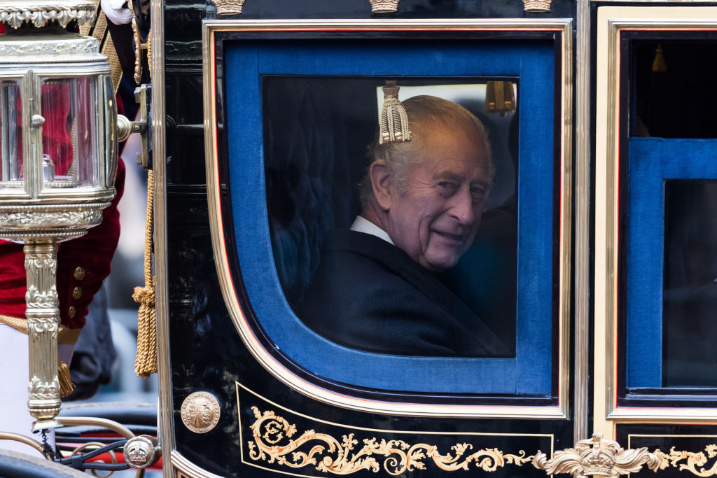 Βασιλιάς Κάρολος: Το παλάτι ανακοινώνει δημόσια εμφάνιση με άμαξα